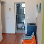 Kairos Apartment
