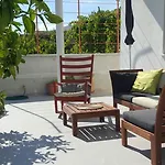Kairos Apartment